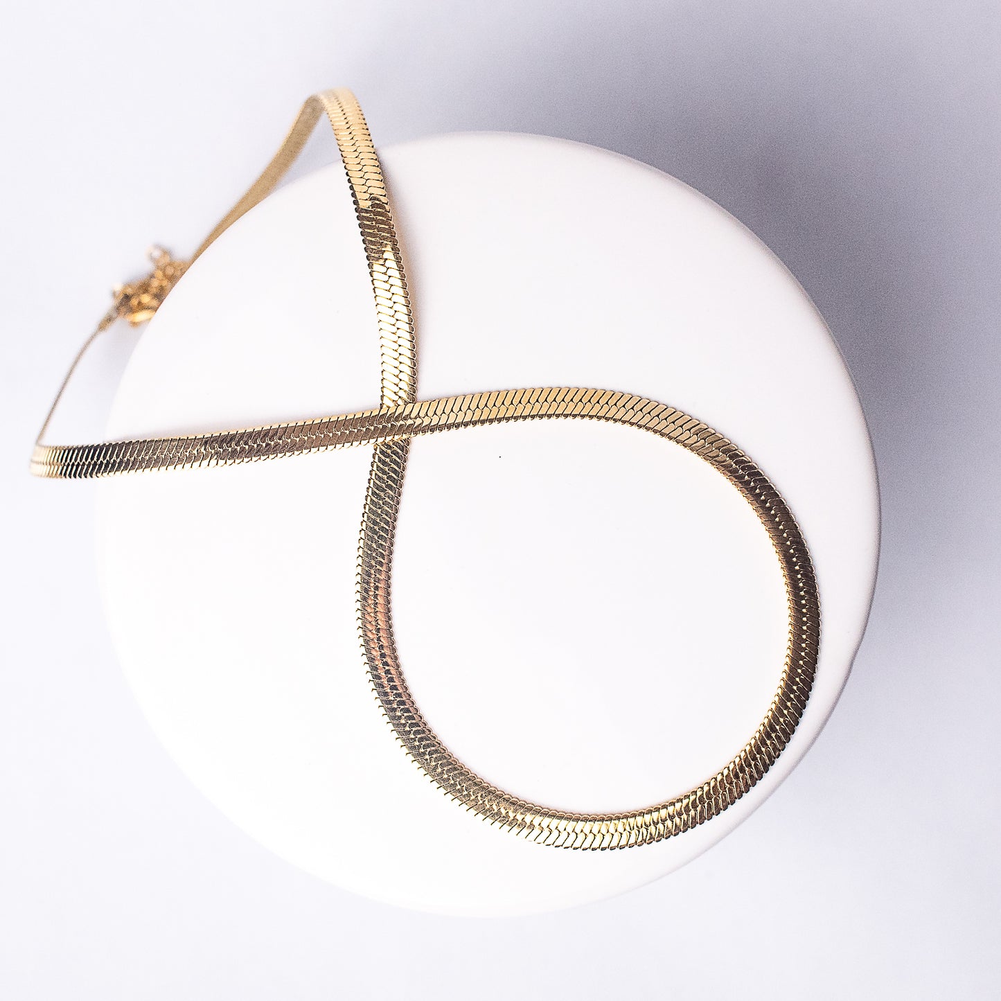 Herringbone Necklace in Gold