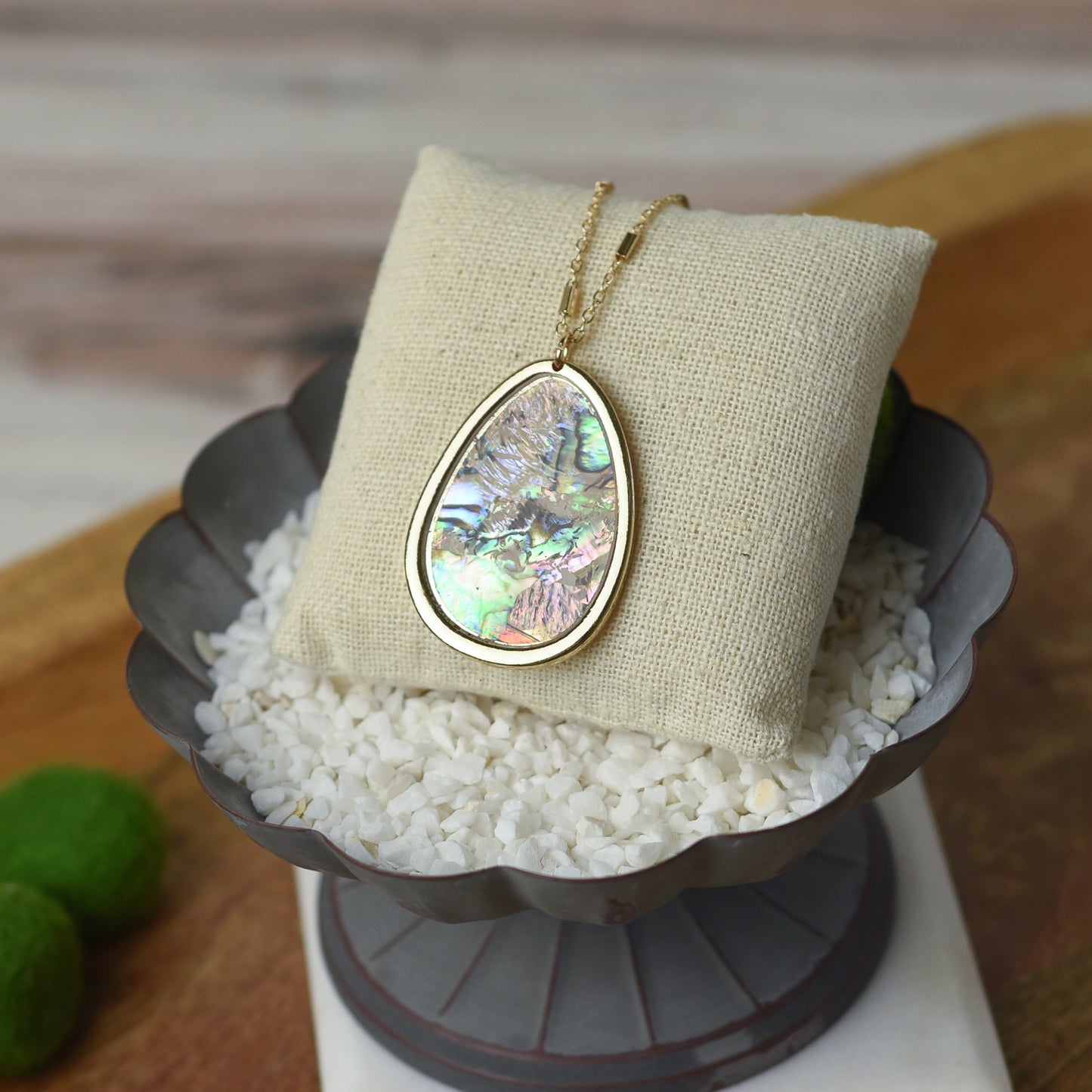 Willow Pendant Necklace