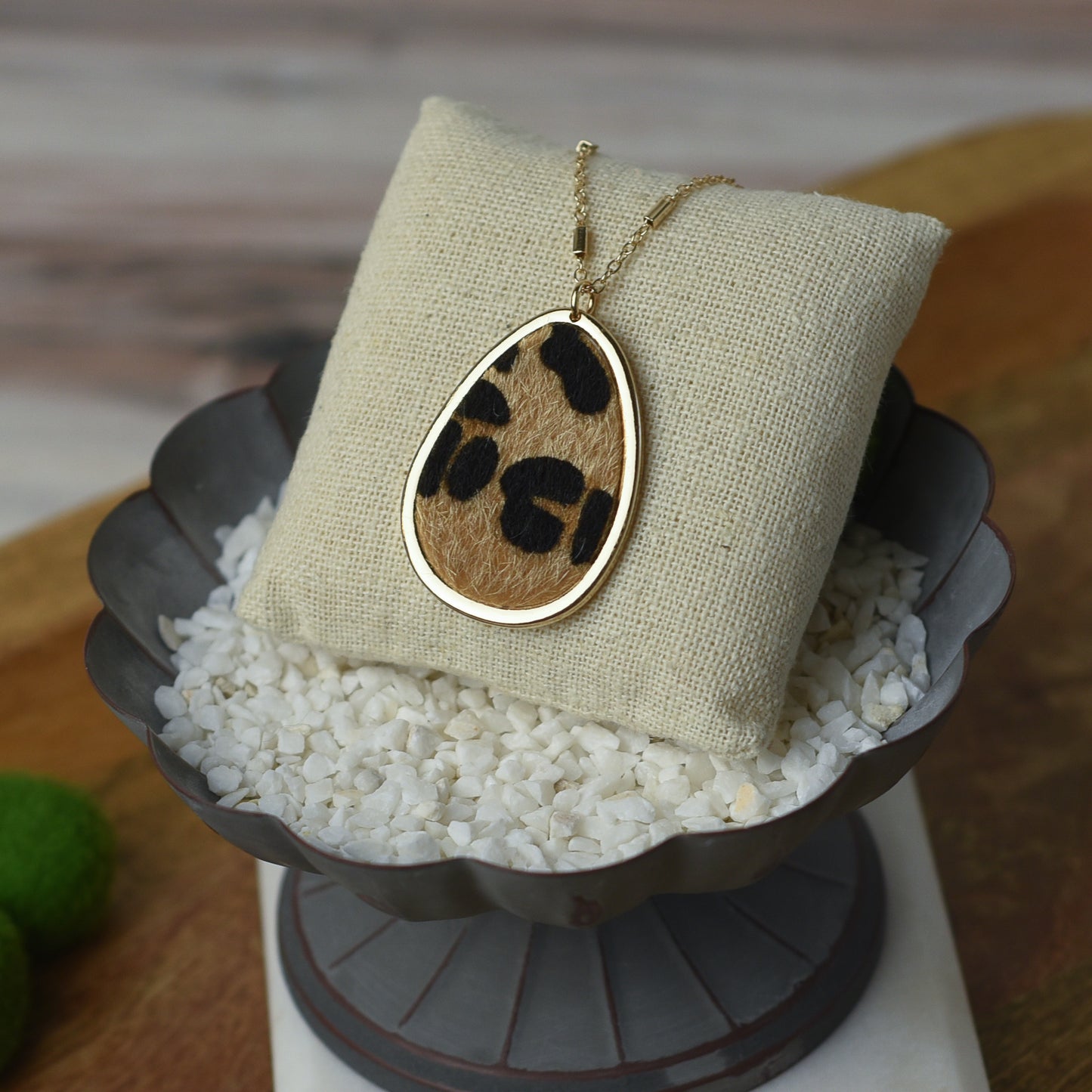 Willow Pendant Necklace