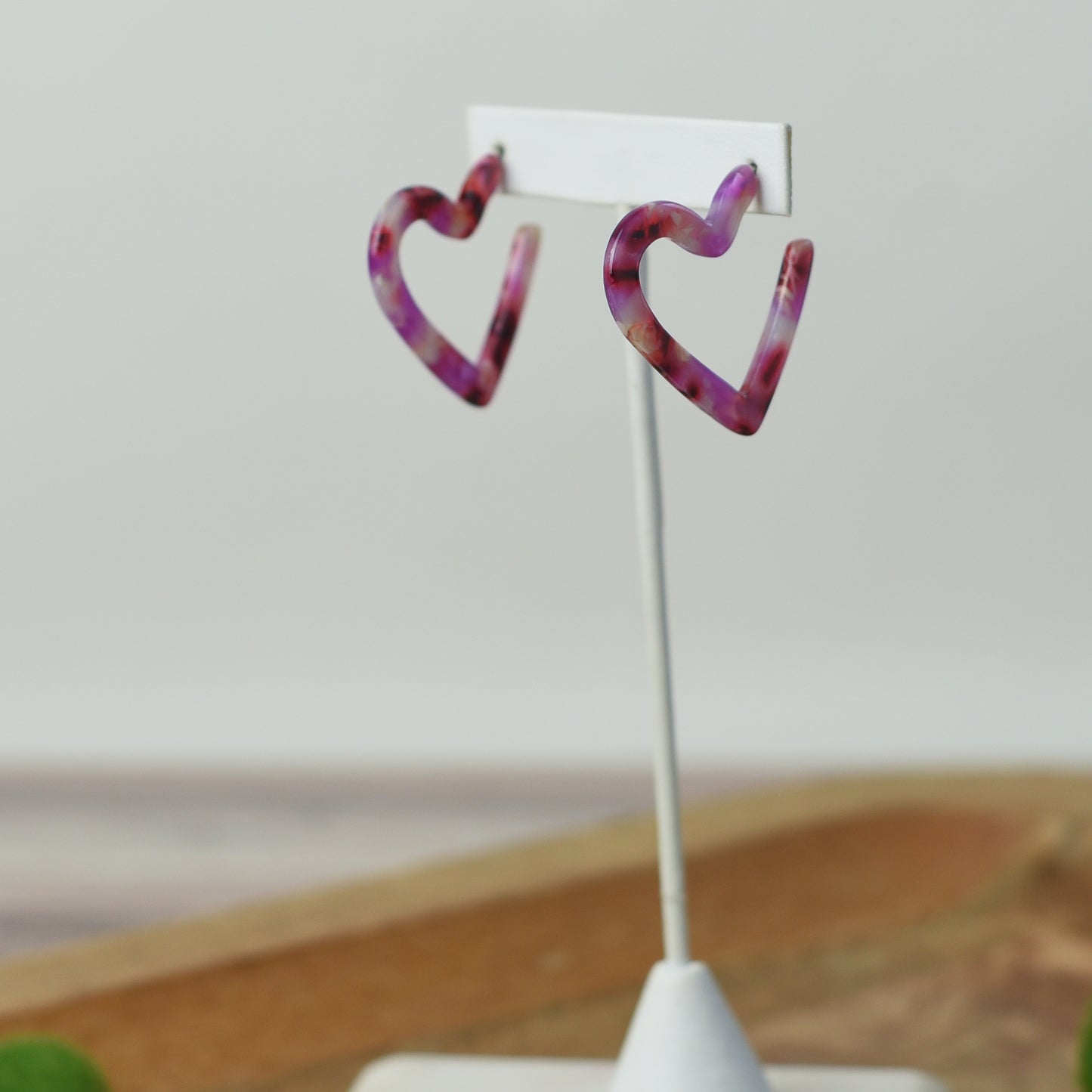 Adalyn Acrylic Heart Hoop Earrings