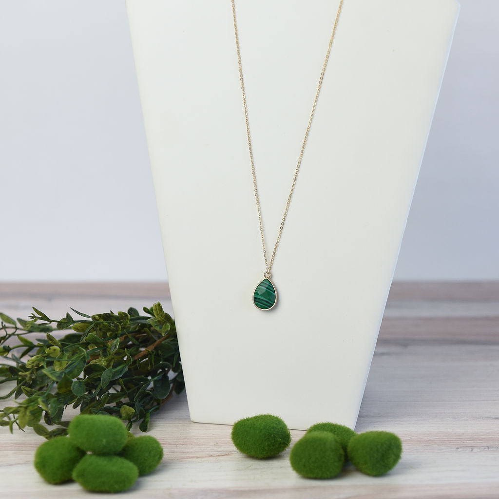 Natural Stone Teardrop Pendant Necklace