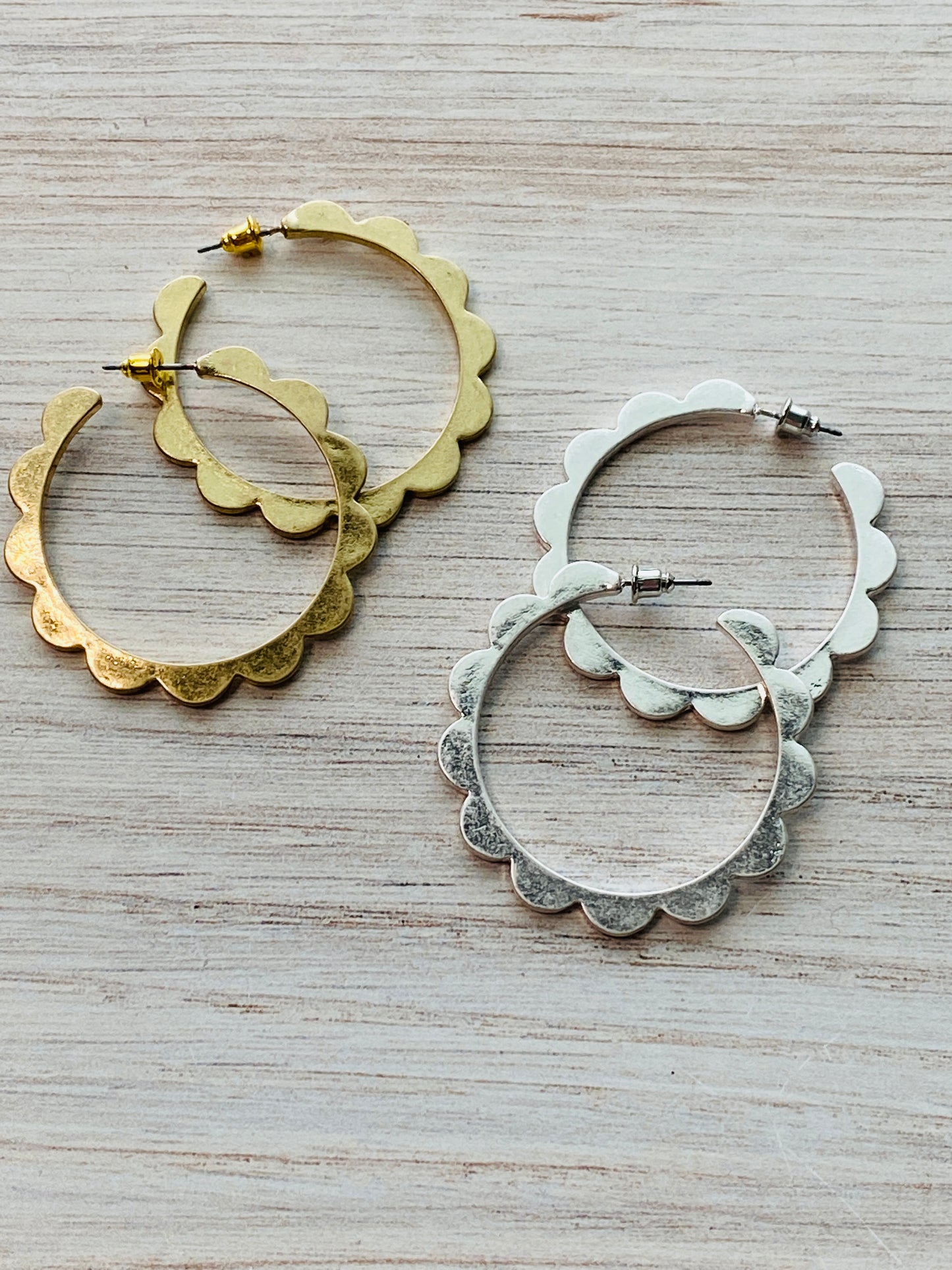 Sarah Scalloped Hoop Earrings