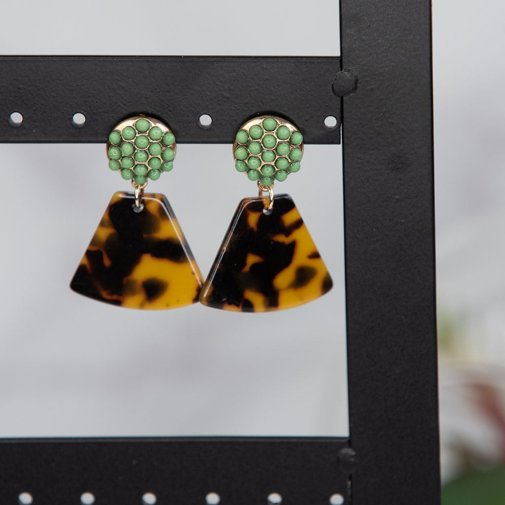 Poppy Color Beaded Tortoise Dangle Earrings