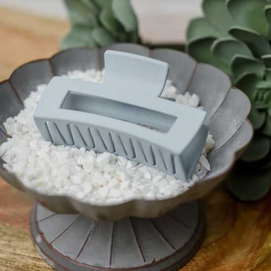 Rachel Large Matte Hair Clips-Gray